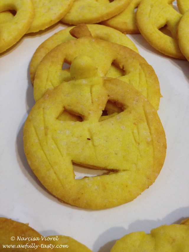 angry pumpkin cookies
