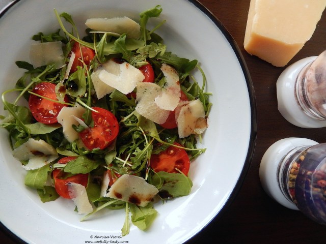 salata cu rucola