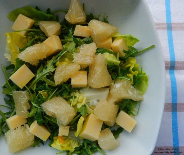 salata cu pomelo si cascaval