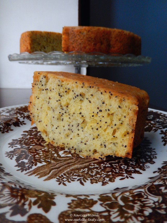 bundt cake cu lamaie