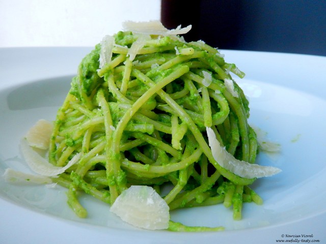 spaghete cu pesto