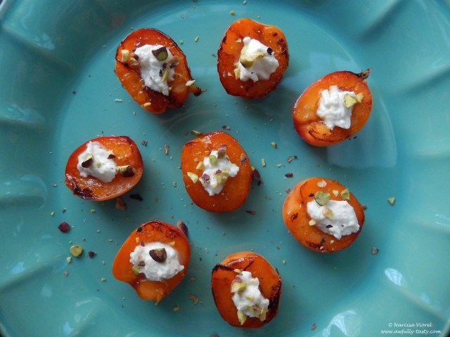 caise cu ricotta si fistic