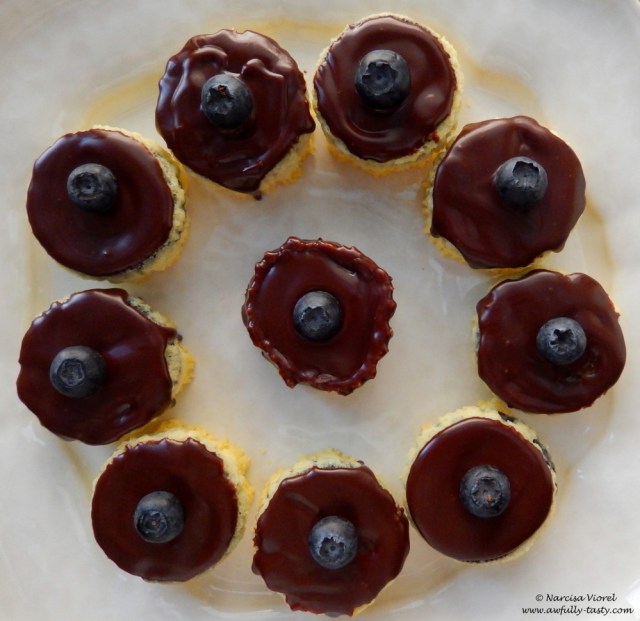 mini cheesecake cu mascarpone si oreo