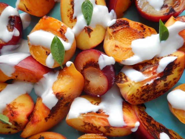 salata de fructe la gratar